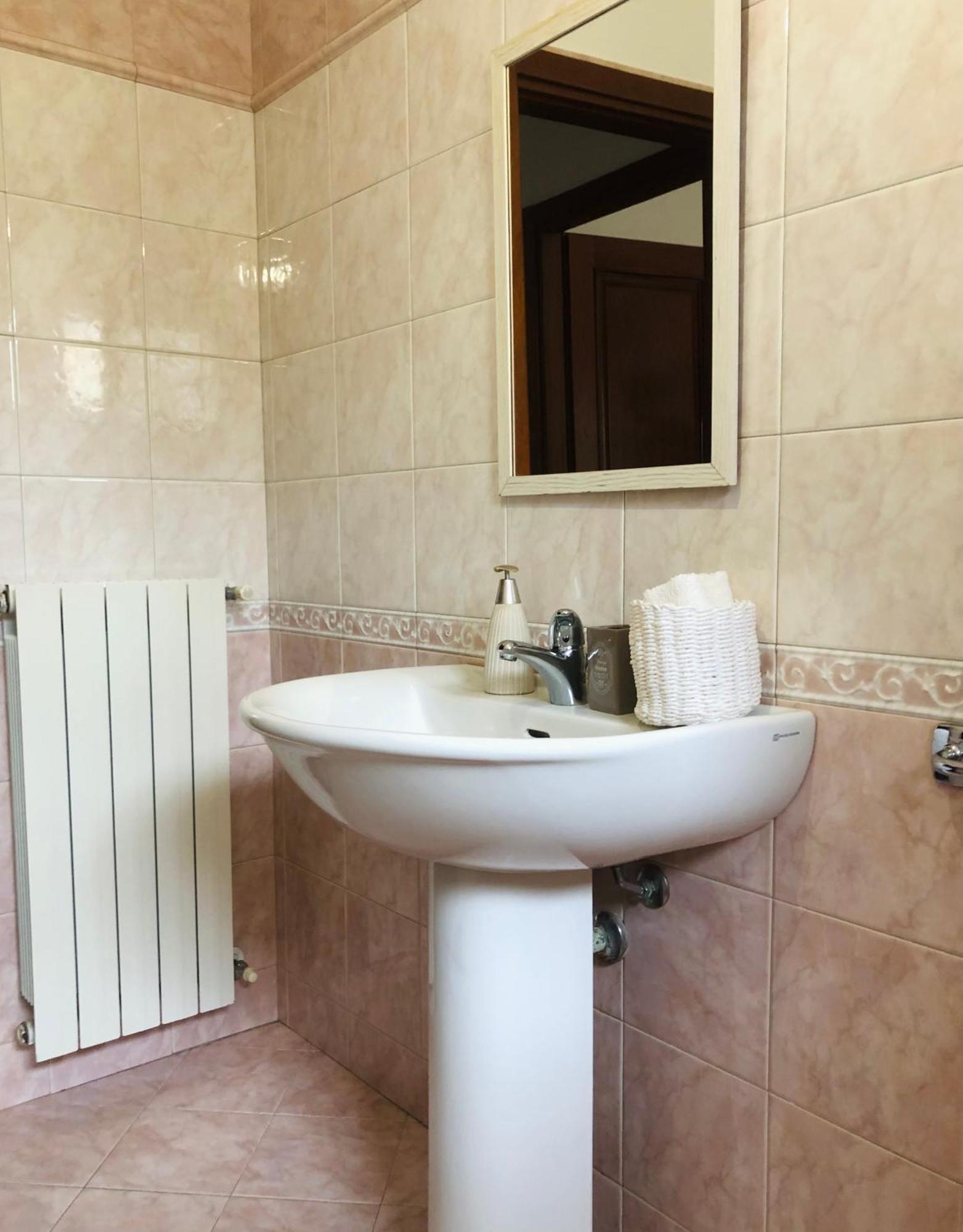 Casa Tirso Apartment Oristano Bagian luar foto