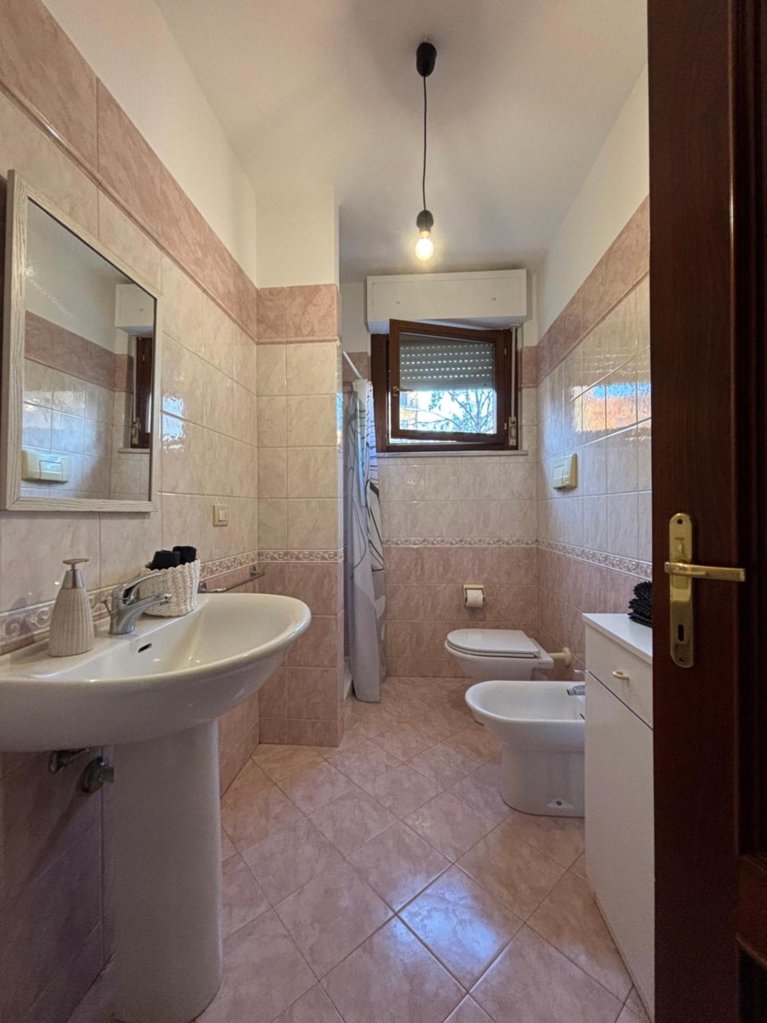 Casa Tirso Apartment Oristano Bagian luar foto